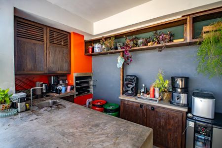 Apartamento à venda com 130m², 3 quartos e 2 vagasChurrasqueira