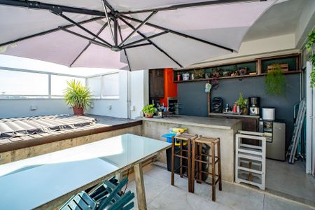 Apartamento à venda com 130m², 3 quartos e 2 vagasChurrasqueira