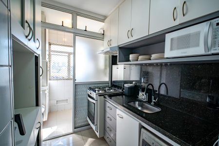 Apartamento à venda com 130m², 3 quartos e 2 vagasCozinha