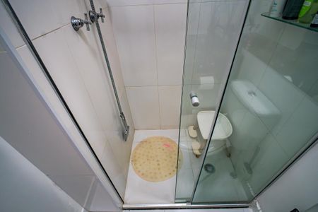 Apartamento à venda com 130m², 3 quartos e 2 vagasBanheiro 