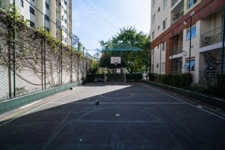 Apartamento à venda com 130m², 3 quartos e 2 vagasÁrea comum - Quadra