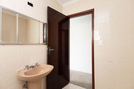 Casa à venda com 140m², 4 quartos e 4 vagas Casa à venda com 140m², 4 quartos e 4 vagasBanheiro da Suíte