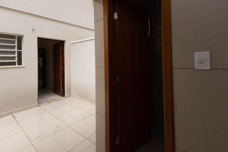 Casa à venda com 140m², 4 quartos e 4 vagas Casa à venda com 140m², 4 quartos e 4 vagasQuintal e Área de Serviço