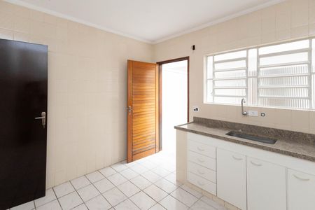 Casa à venda com 140m², 4 quartos e 4 vagas Casa à venda com 140m², 4 quartos e 4 vagasCozinha