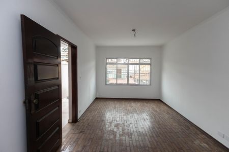 Casa à venda com 140m², 4 quartos e 4 vagas Casa à venda com 140m², 4 quartos e 4 vagasSala