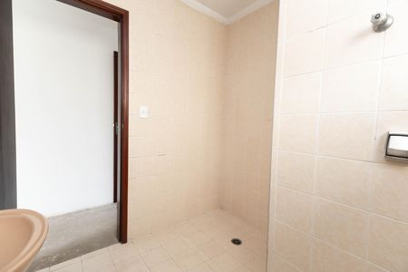 Casa à venda com 140m², 4 quartos e 4 vagas Casa à venda com 140m², 4 quartos e 4 vagasBanheiro da Suíte