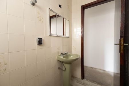 Casa à venda com 140m², 4 quartos e 4 vagas Casa à venda com 140m², 4 quartos e 4 vagasBanheiro 1