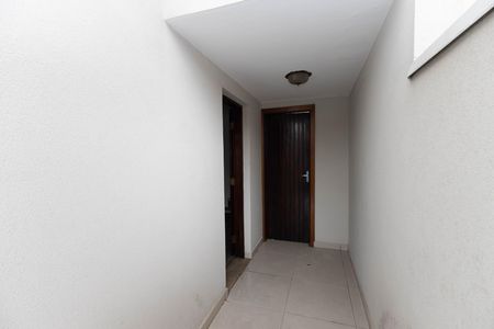 Casa à venda com 140m², 4 quartos e 4 vagas Casa à venda com 140m², 4 quartos e 4 vagasEntrada