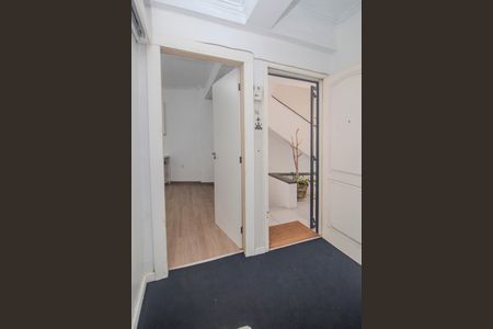 Apartamento à venda com 101m², 3 quartos e sem vaga Apartamento à venda com 101m², 3 quartos e sem vagaSala