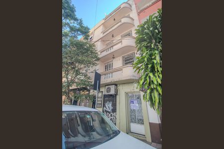Apartamento à venda com 101m², 3 quartos e sem vaga Apartamento à venda com 101m², 3 quartos e sem vagaFachada