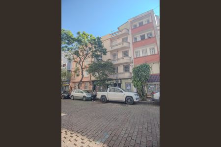Apartamento à venda com 101m², 3 quartos e sem vaga Apartamento à venda com 101m², 3 quartos e sem vagaFachada