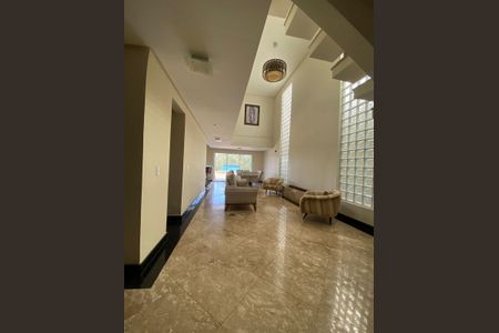 Casa para alugar com 230m², 4 quartos e 2 vagasSala