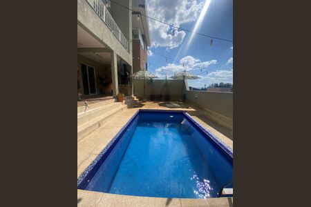 Casa para alugar com 230m², 4 quartos e 2 vagasÁrea externa