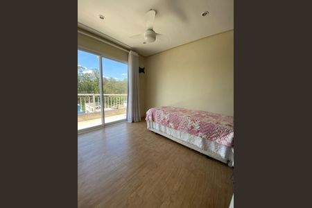 Quarto de casa para alugar com 4 quartos, 230m² em Suru, Barueri