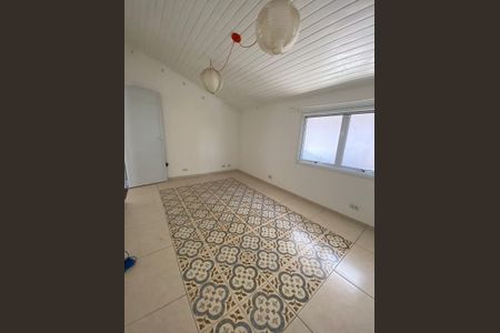 Casa para alugar com 230m², 4 quartos e 2 vagasQuarto