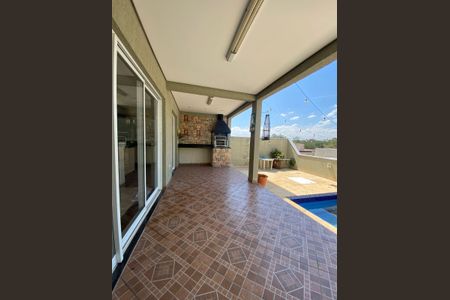 Casa para alugar com 230m², 4 quartos e 2 vagasÁrea externa