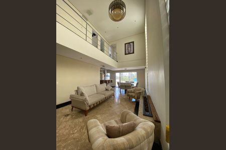 Sala de casa para alugar com 4 quartos, 230m² em Suru, Barueri