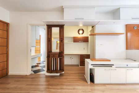 Apartamento à venda com 89m², 2 quartos e 1 vaga Apartamento à venda com 89m², 2 quartos e 1 vagaSala