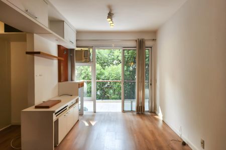Apartamento à venda com 89m², 2 quartos e 1 vaga Apartamento à venda com 89m², 2 quartos e 1 vagaSala