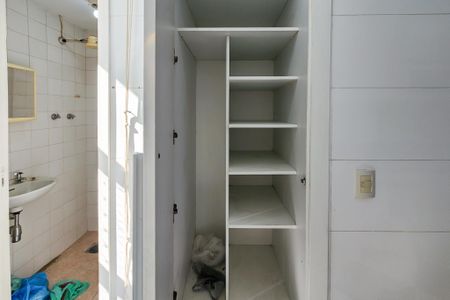 Apartamento à venda com 89m², 2 quartos e 1 vaga Apartamento à venda com 89m², 2 quartos e 1 vagaÁrea de Serviço