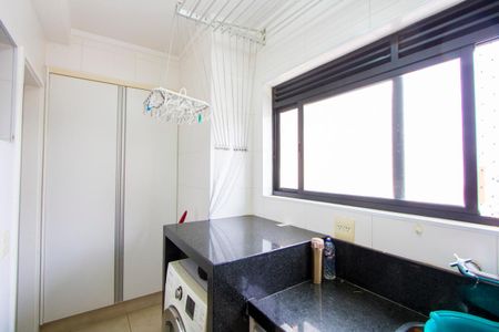 Apartamento à venda com 114m², 3 quartos e 3 vagasÁrea de serviço