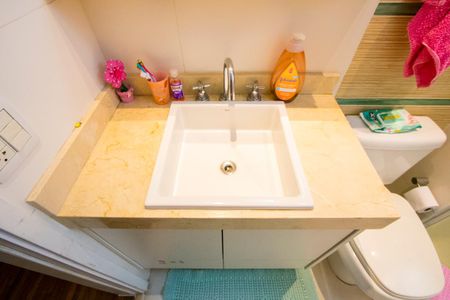 Apartamento à venda com 114m², 3 quartos e 3 vagasBanheiro social