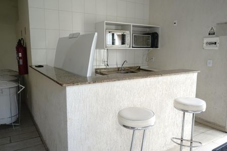 Apartamento para alugar com 53m², 2 quartos e 1 vagaÁrea comum - Salão de festas