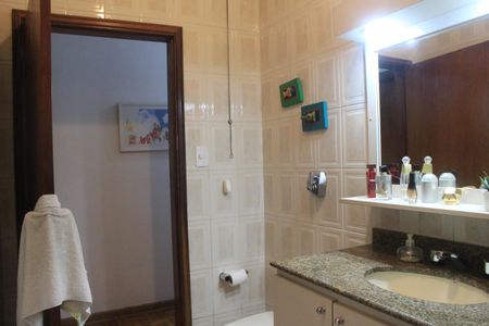 Casa para alugar com 135m², 2 quartos e 1 vagaBanheiro