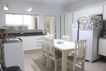 Casa para alugar com 135m², 2 quartos e 1 vagaCozinha