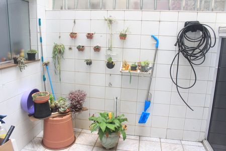 Casa para alugar com 135m², 2 quartos e 1 vagaÁrea de Serviço