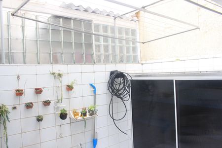 Casa para alugar com 135m², 2 quartos e 1 vagaÁrea de Serviço