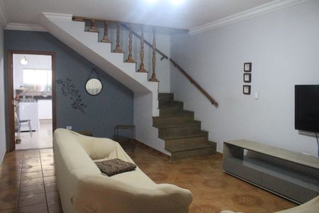 Sala de casa para alugar com 2 quartos, 135m² em Olímpico, São Caetano do Sul
