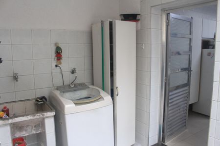 Casa para alugar com 135m², 2 quartos e 1 vagaÁrea de Serviço