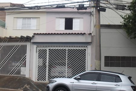 Casa para alugar com 135m², 2 quartos e 1 vagaFachada