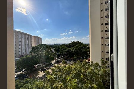 Apartamento à venda com 52m², 2 quartos e 1 vaga Apartamento à venda com 52m², 2 quartos e 1 vagaVista da Sacada