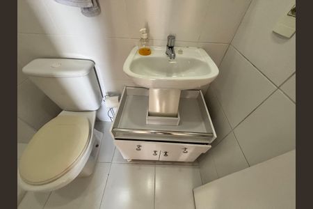 Apartamento à venda com 52m², 2 quartos e 1 vaga Apartamento à venda com 52m², 2 quartos e 1 vagaBanheiro 1