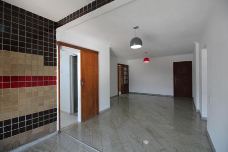 Apartamento à venda com 75m², 1 quarto e 1 vagaSala