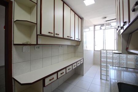 Apartamento à venda com 75m², 1 quarto e 1 vagaCozinha