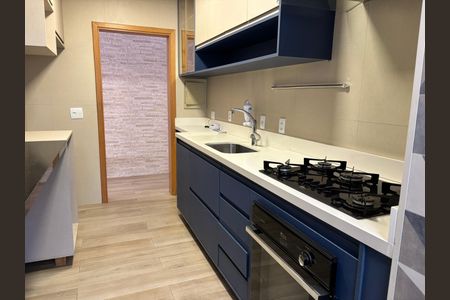 Apartamento à venda com 70m², 2 quartos e 2 vagasCozinha