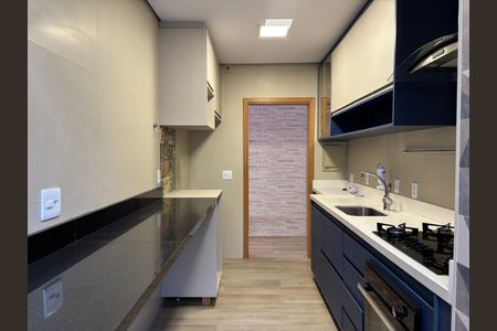 Apartamento à venda com 70m², 2 quartos e 2 vagasCozinha