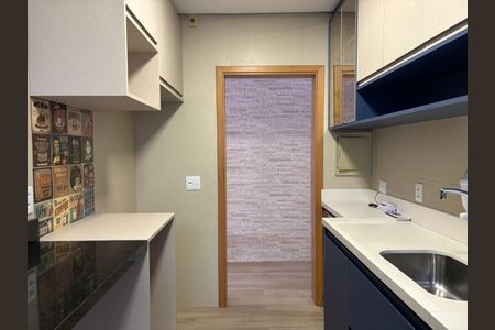 Apartamento à venda com 70m², 2 quartos e 2 vagasCozinha