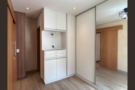 Apartamento à venda com 70m², 2 quartos e 2 vagasSuíte