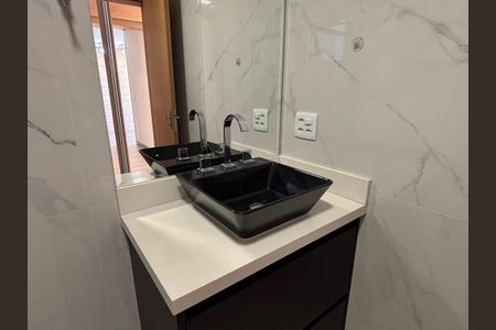 Apartamento à venda com 70m², 2 quartos e 2 vagasSuíte