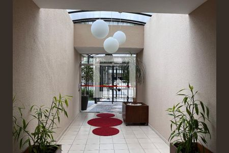 Apartamento à venda com 70m², 2 quartos e 2 vagasHall