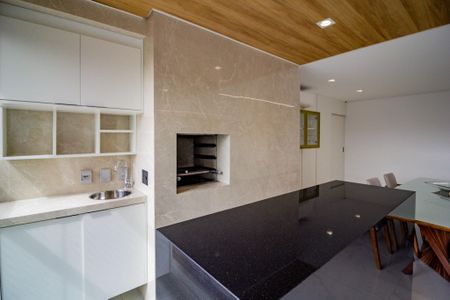 Apartamento para alugar com 145m², 3 quartos e 2 vagas Apartamento para alugar com 145m², 3 quartos e 2 vagasVaranda