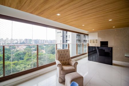 Varanda de apartamento para alugar com 3 quartos, 145m² em Campo Belo, São Paulo