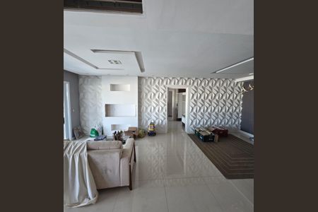 Sala de apartamento à venda com 3 quartos, 194m² em Parque Renato Maia, Guarulhos