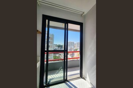 Apartamento para alugar com 85m², 2 quartos e 2 vagasVaranda do Quarto 