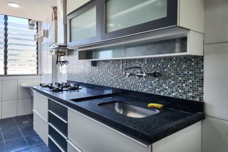 Apartamento para alugar com 85m², 2 quartos e 2 vagasCozinha 