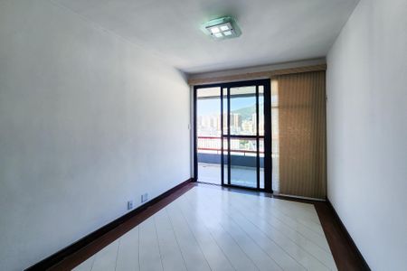 Apartamento para alugar com 85m², 2 quartos e 2 vagasSala 